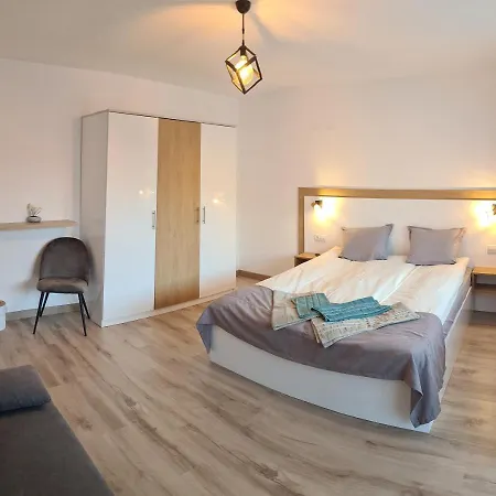 Apartment сънрайс *